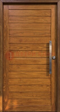 Коричневая входная дверь c МДФ панелью ЧД-02 в частный дом в Твери