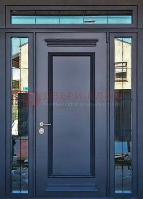 Черная металлическая дверь с фрамугой и филенкой ДФГ-19 в Твери