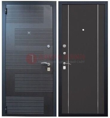 Темная металлическая дверь с МДФ ДМ-105 в деревянный дом в Твери