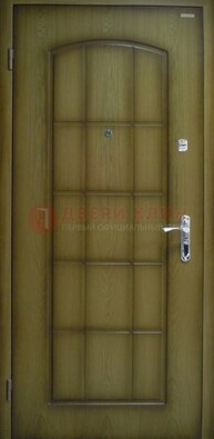 Зеленая стальная дверь с МДФ ДМ-116 на веранду в Твери
