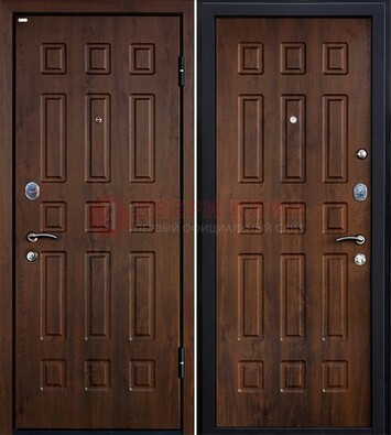 Коричневая металлическая дверь с МДФ ДМ-156 для квартиры в Твери