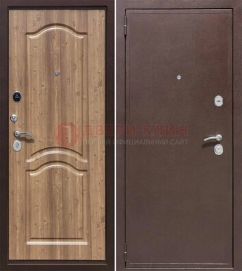 Коричневая железная дверь с порошковым окрасом ДП-191 в Сергиевом Посаде