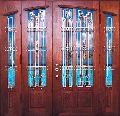 Парадная дверь со вставками из стекла ДПР-55 с шумоизоляцией в Твери