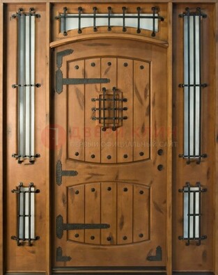 Железная парадная дверь с металлическими вставками ДПР-68 в коттедж в Твери