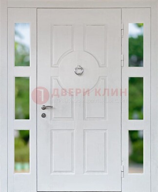 Белая стальная дверь со стеклом и фрамугами ДС-20 в Твери