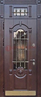 Металлическая дверь массив со стеклом и ковкой с фрамугой ДСК-249 в Твери