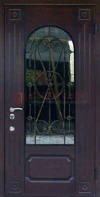 Стальная дверь со стеклом и ковкой ДСК-80 в загородный дом в Мурино
