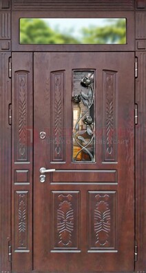Коричневая металлическая дверь с виноритом и резьбой ДВТ-56 в Твери