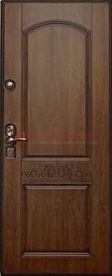 Коричневая железная дверь с виноритом ДВТ-9 в Твери