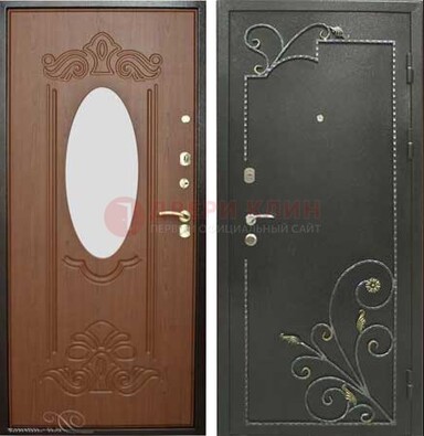 Черная входная дверь с зеркалом и ковкой ДЗ-16 в Белгороде
