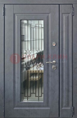 Серая стальная дверь Винорит со стеклом и ковкой ПЛ-29 в Твери
