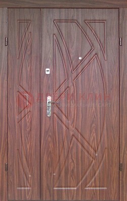 Железная тамбурная полуторная дверь с МДФ ПЛ-7 в Твери