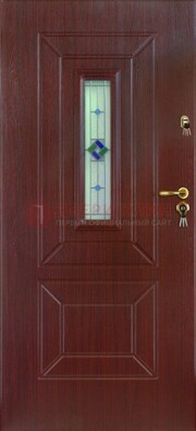 Бордовая железная дверь с витражом и отделкой массив ВЖ-3 в Твери